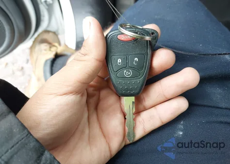 2016 Jeep Compass Latitude из США, поврежденный, VIN 1C4NJDEB9GD745076